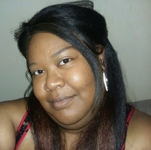 Meet your Posher, Melanie